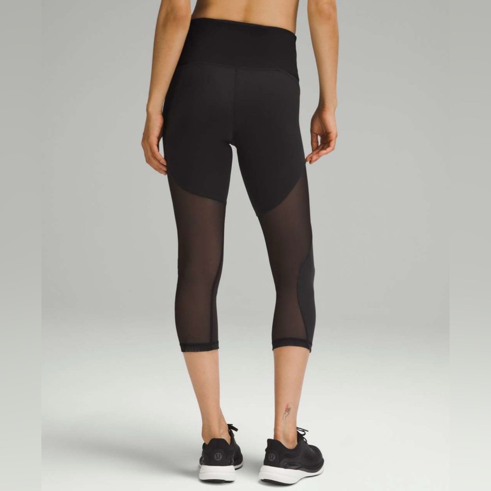 •LULULEMON• Wunder Train Mesh Panel High-Rise Crop 21" Black